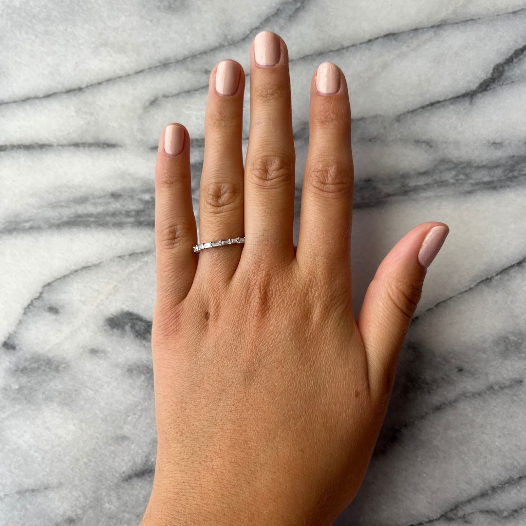 eternity-baguette-silver